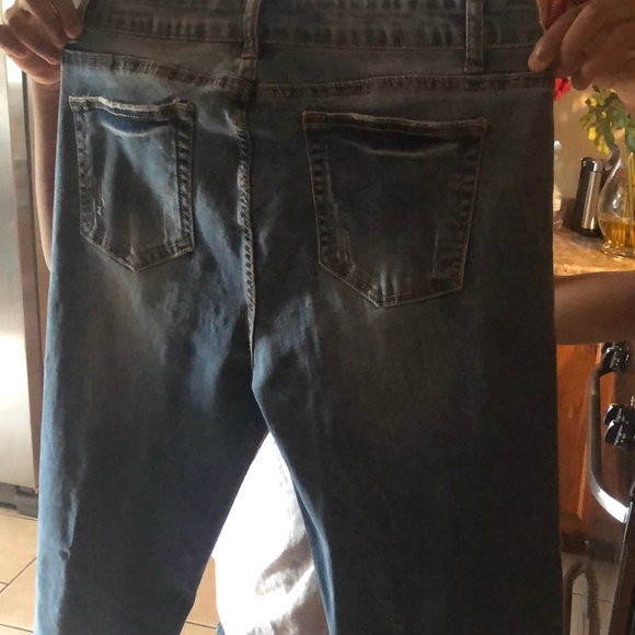 Blue Topic - Picture 5 of 7